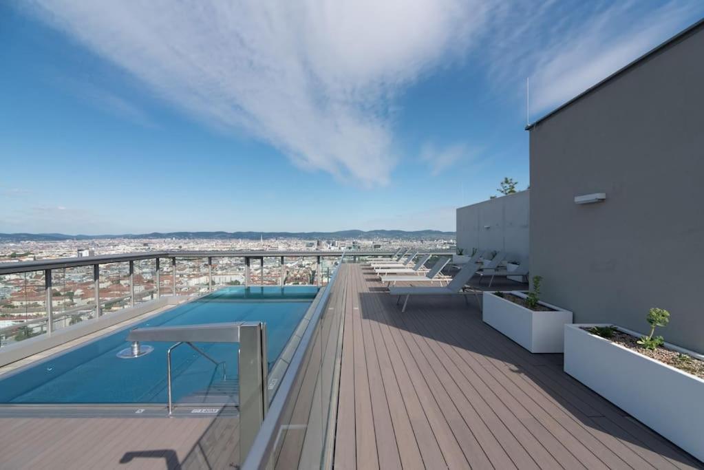 Hoch Hinaus, Neu Und Stilvoll Mit Pool Am Dach Daire Viyana Dış mekan fotoğraf